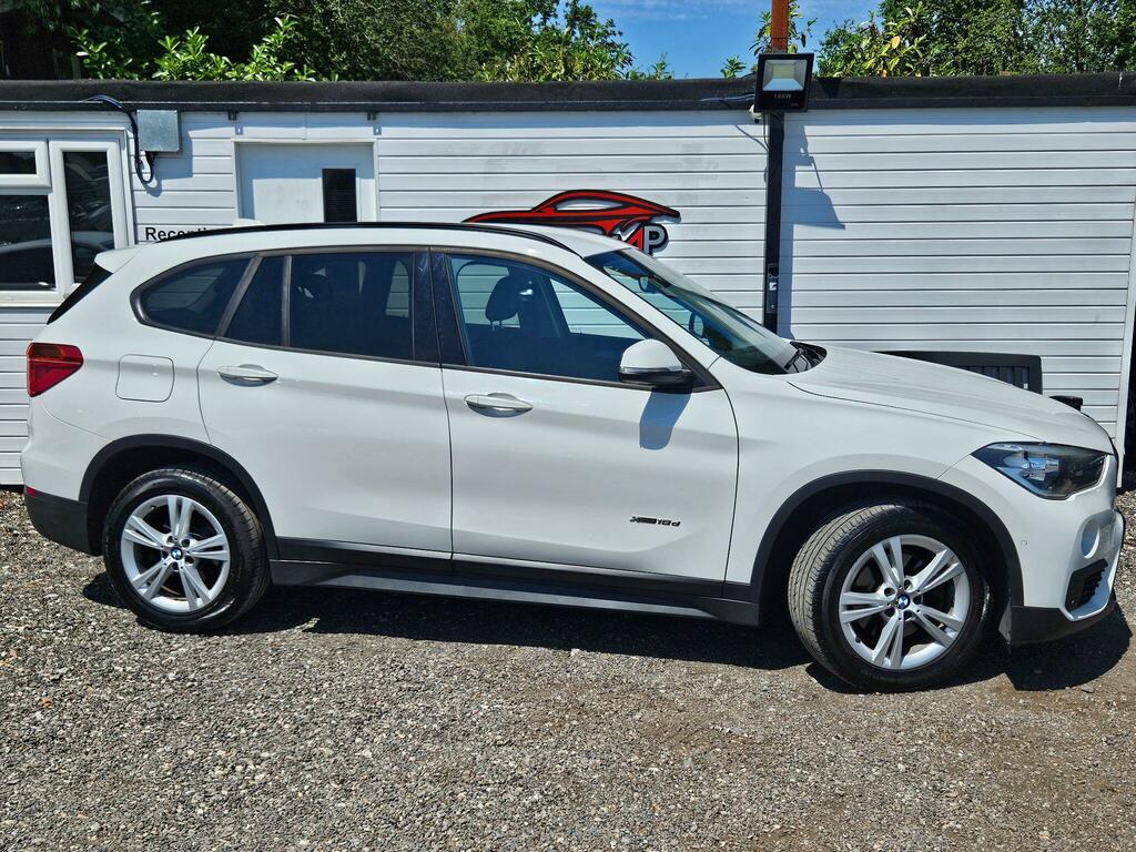 BMW X1 2L Xline Black #8
