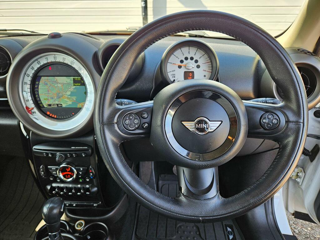 Mini Countryman 1.6 Cooper D Suv Euro 5 S S 1 White #27