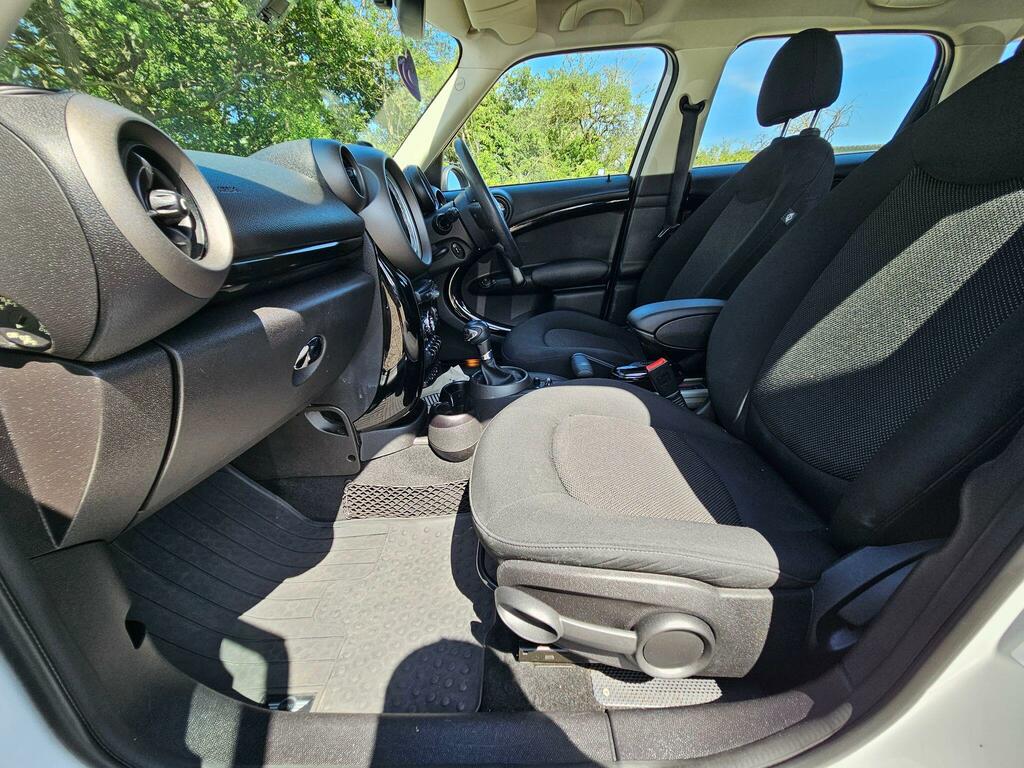 Mini Countryman 1.6 Cooper D Suv Euro 5 S S 1 White #32