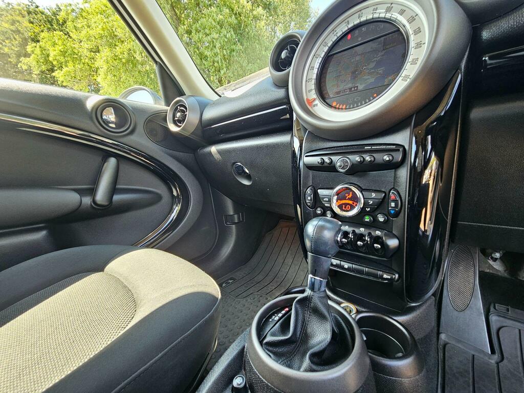 Mini Countryman 1.6 Cooper D Suv Euro 5 S S 1 White #25