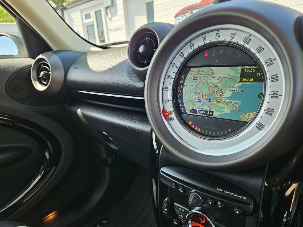 Mini Countryman 1.6 Cooper D Suv Euro 5 S S 1 White #24