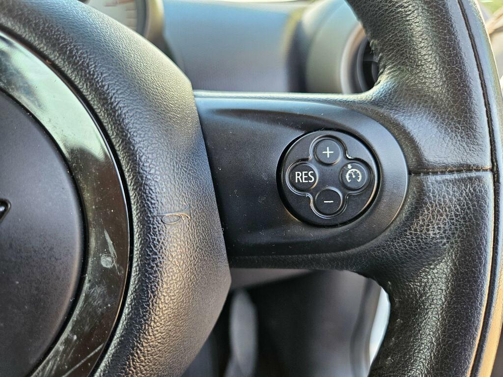 Mini Countryman 1.6 Cooper D Suv Euro 5 S S 1 White #29