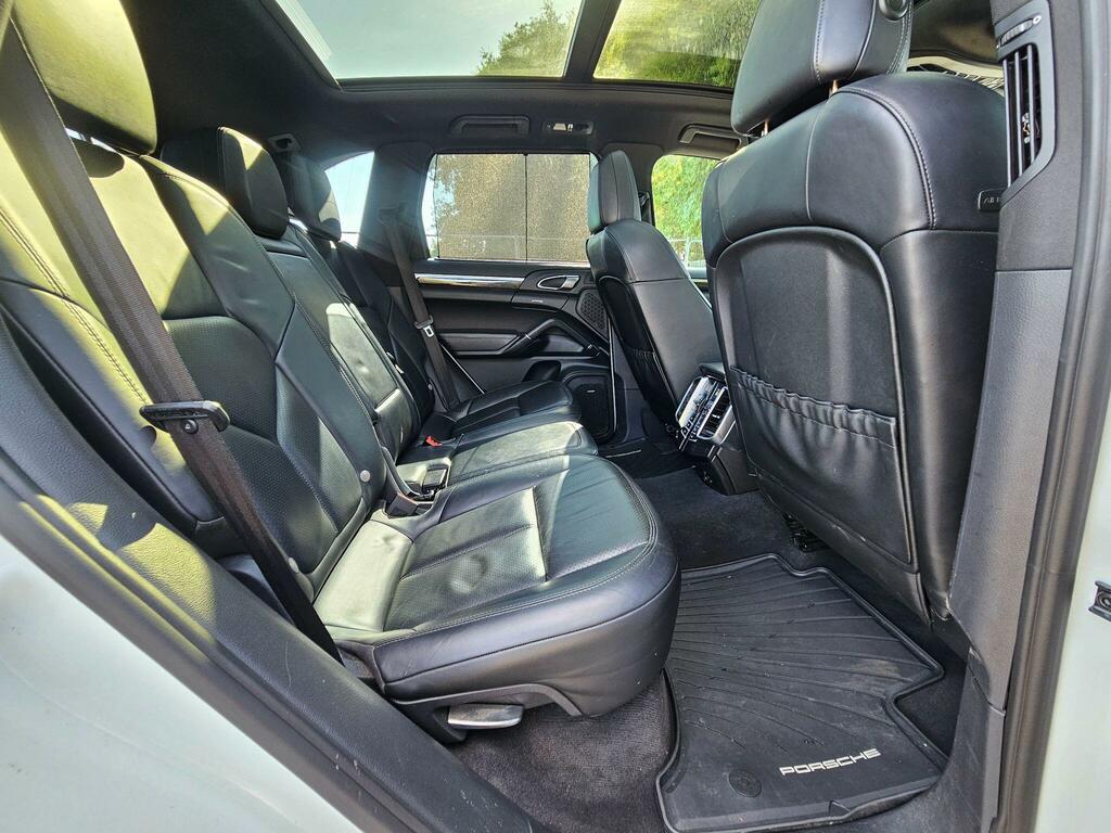 Porsche Cayenne Suv Black #64