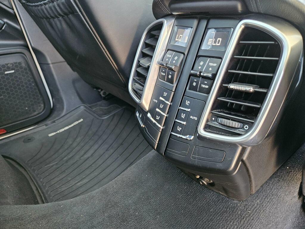 Porsche Cayenne Suv Black #68