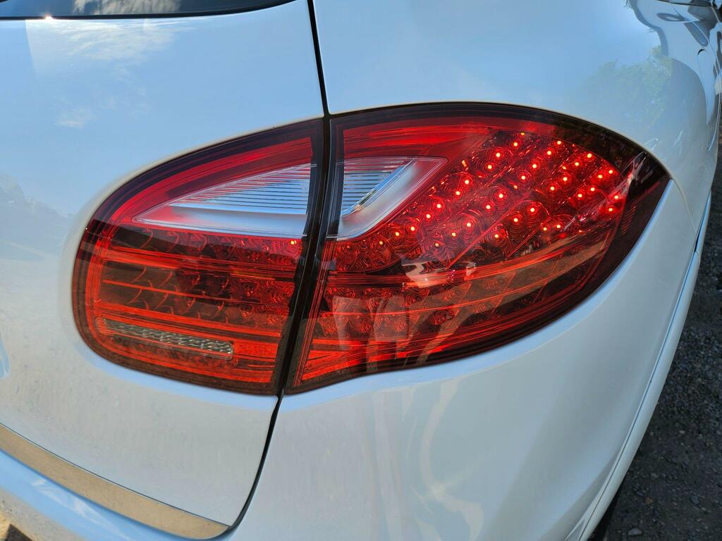 Porsche Cayenne Suv Black #20