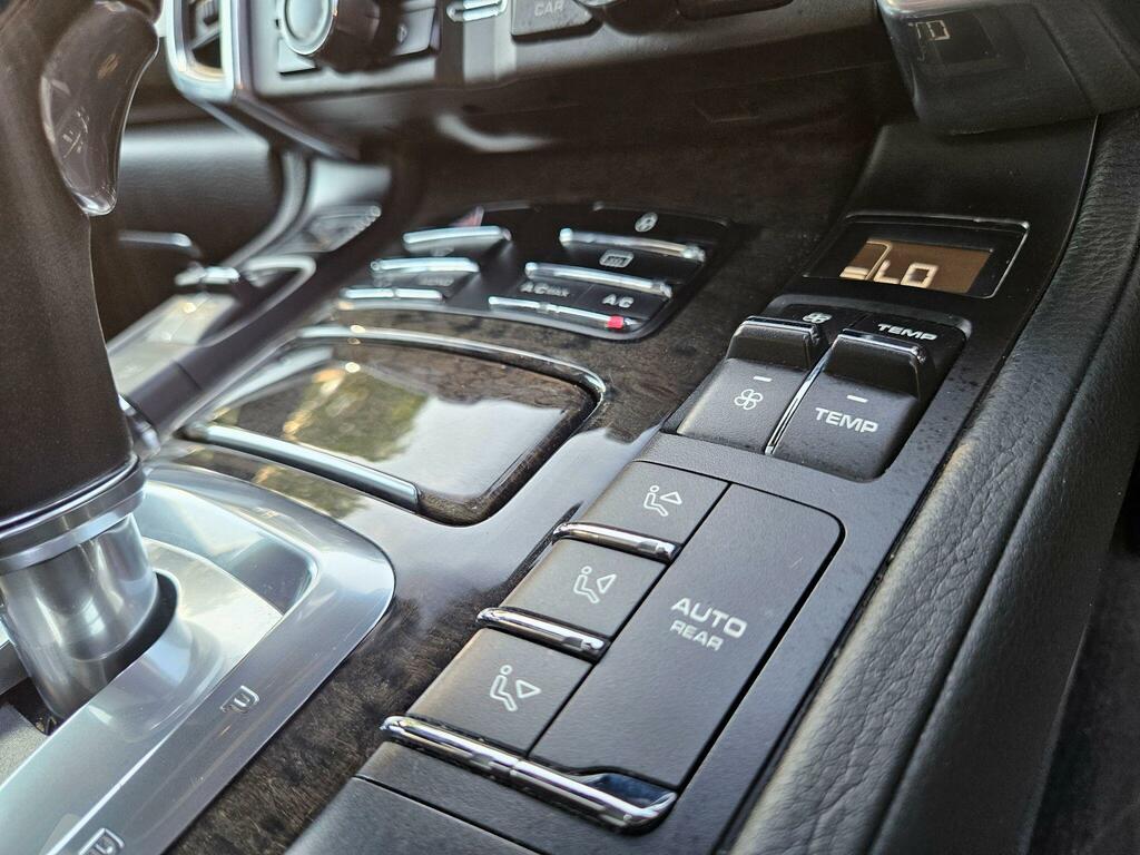 Porsche Cayenne Suv Black #28