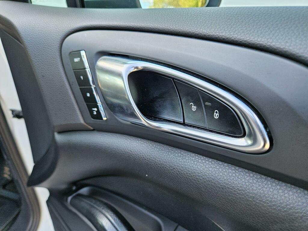 Porsche Cayenne Suv Black #40