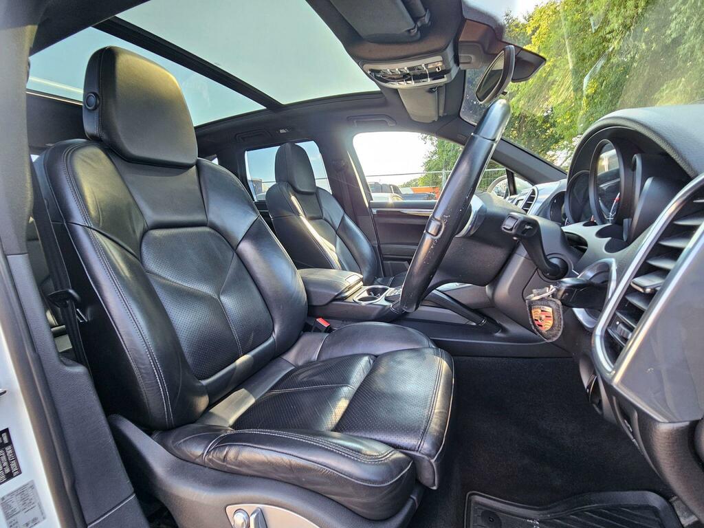 Porsche Cayenne Suv Black #45