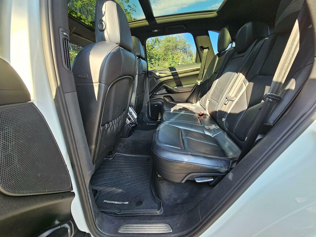 Porsche Cayenne Suv Black #59