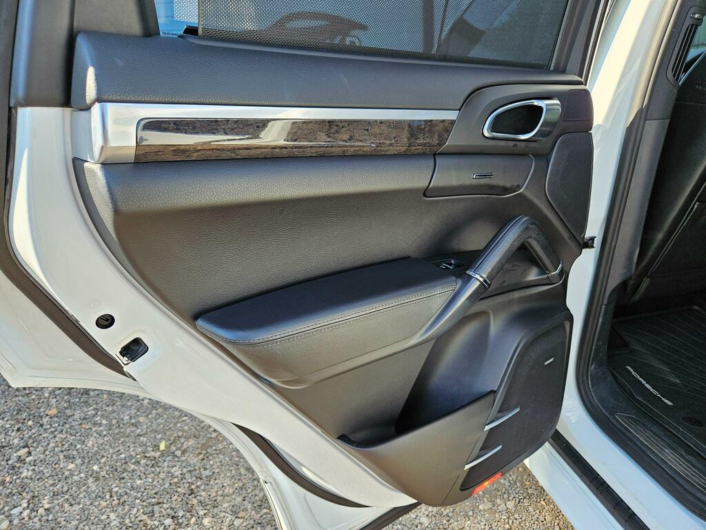 Porsche Cayenne Suv Black #62