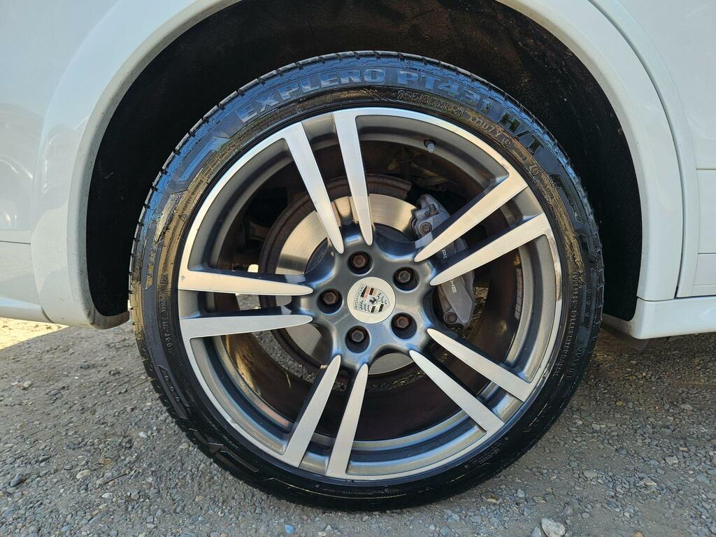 Porsche Cayenne Suv Black #73