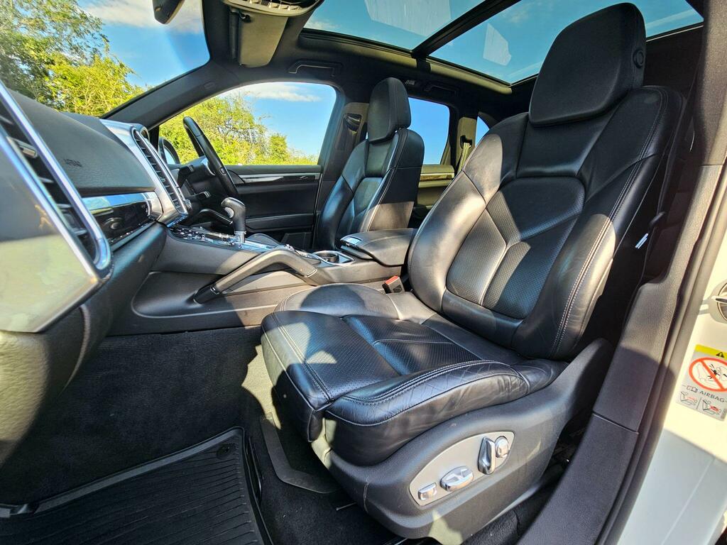Porsche Cayenne Suv Black #51