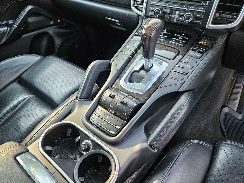 Porsche Cayenne Suv Black #26