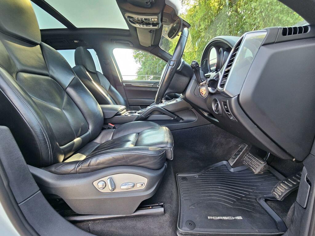 Porsche Cayenne Suv Black #43