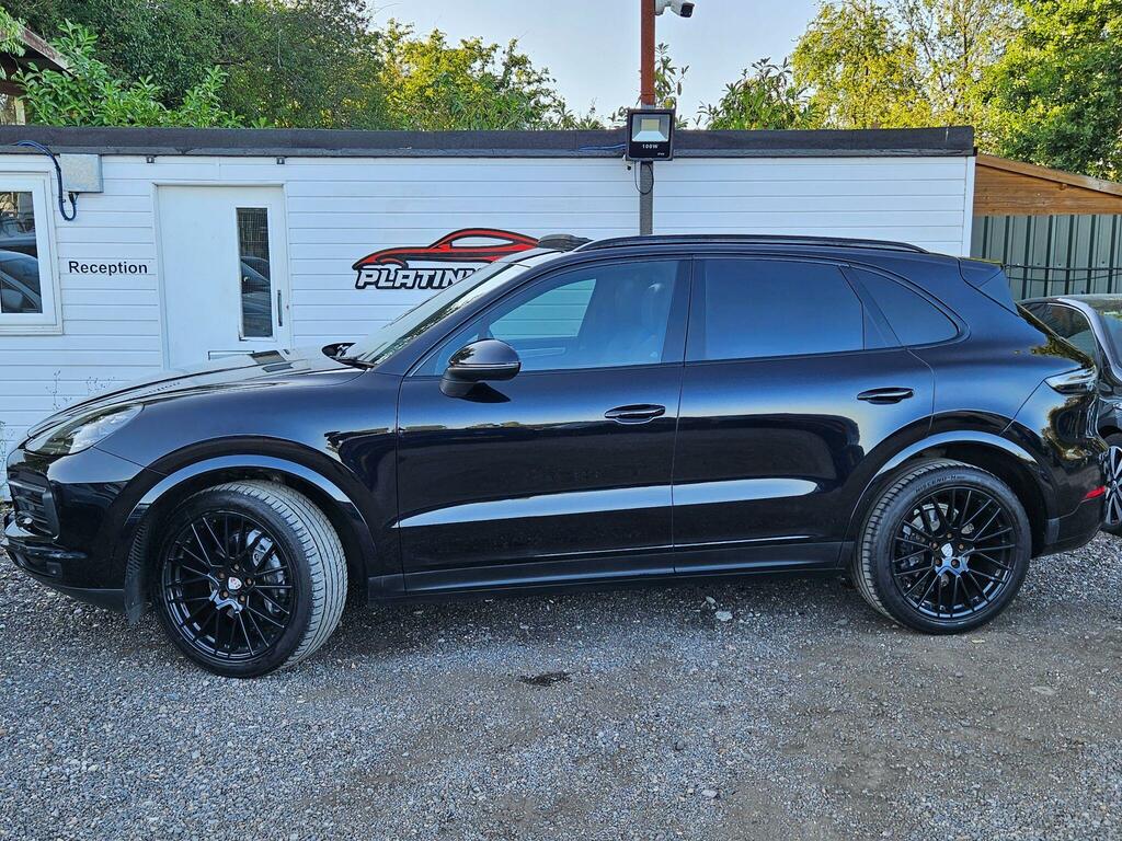 Porsche Cayenne 3.0T V6 Tiptronics 4Wd Euro 6 Ss Black #3