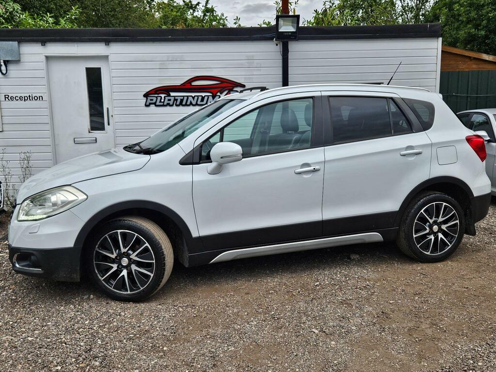 Suzuki SX4 S Cross Sz5 White #2