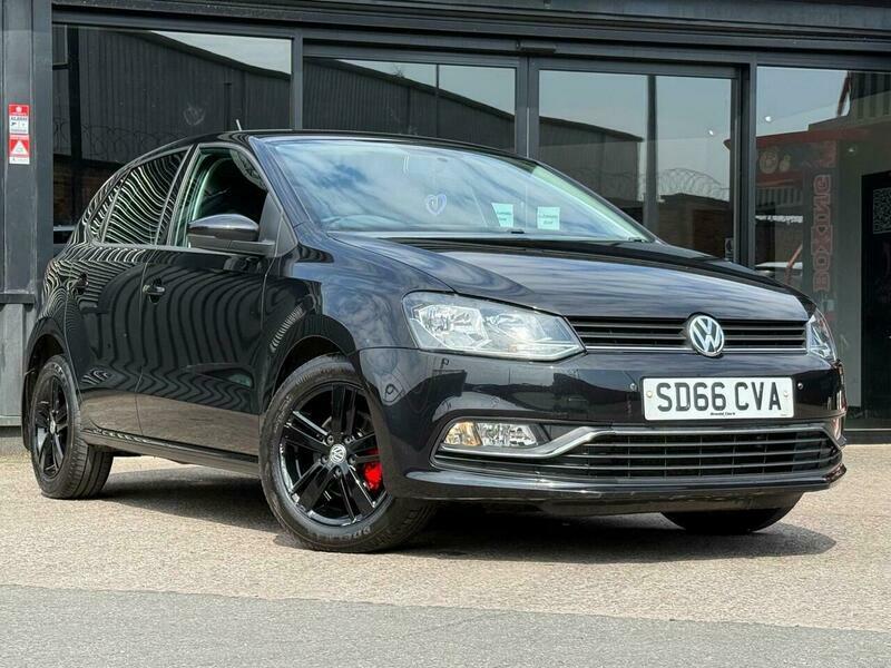 Volkswagen Polo 1.2 Tsi Bluemotion Tech SD66CVA Black #5