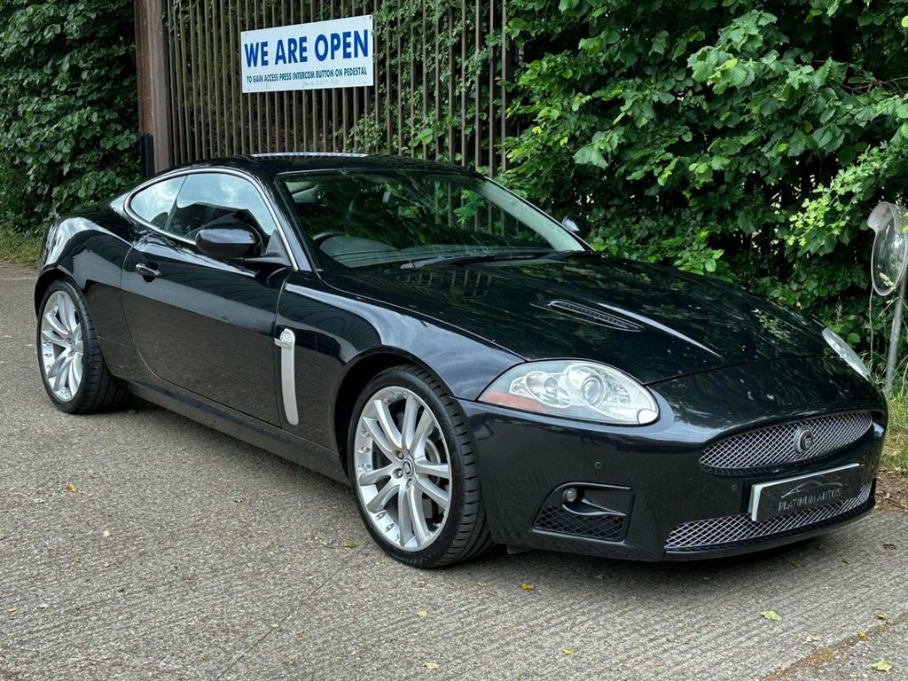 Jaguar XKR Coupe Black