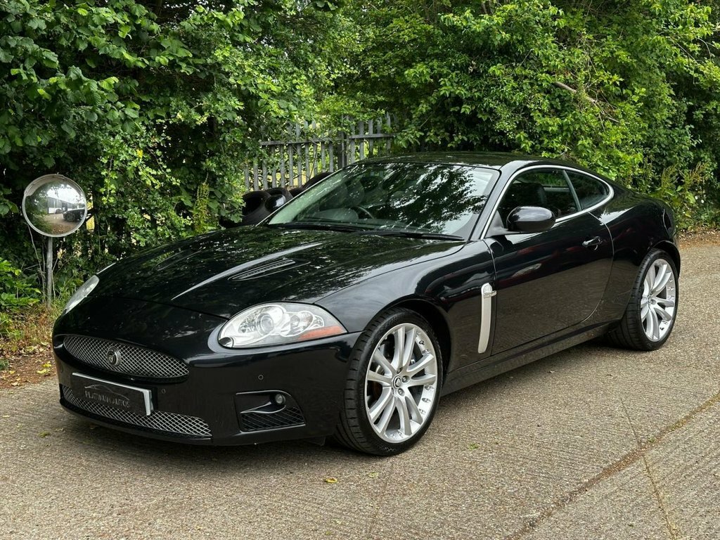 Jaguar XKR Coupe Black #3
