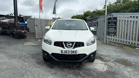 Nissan Qashqai Acenta BJ63DKE White #2