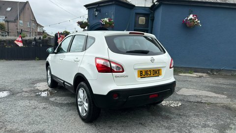 Nissan Qashqai Acenta BJ63DKE White #3
