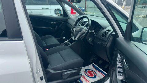 Hyundai Ix20 Active Automatic White #8