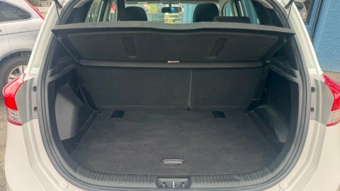 Hyundai Ix20 Active Automatic White #6