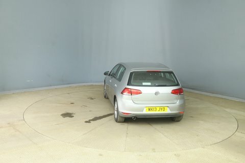 Volkswagen Golf Se Tdi Bluemotion  #4