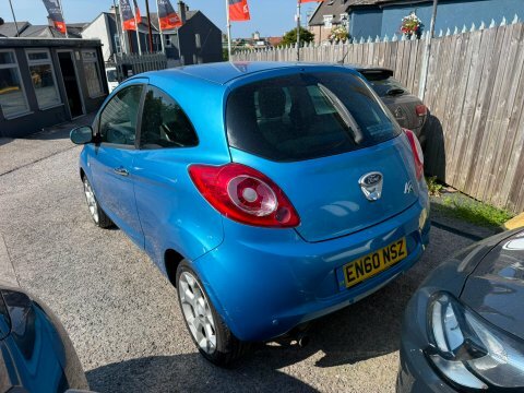 Ford KA Titanium #2