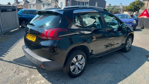 Peugeot 2008 Active  #6