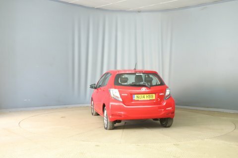 Toyota Yaris Vvt-i Icon Plus 