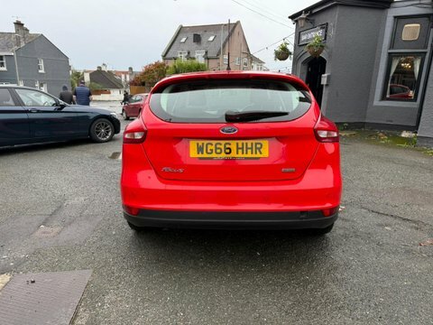 Ford Focus Zetec WG66HHR #5