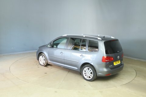 Volkswagen Touran Se Tdi  #4