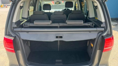 Volkswagen Touran Se Tdi #6