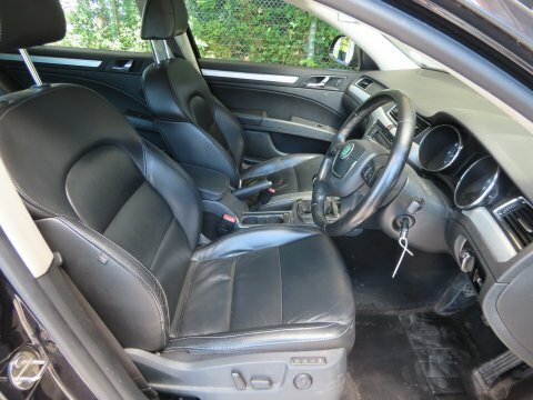 Skoda Superb Hatchback Beige #10