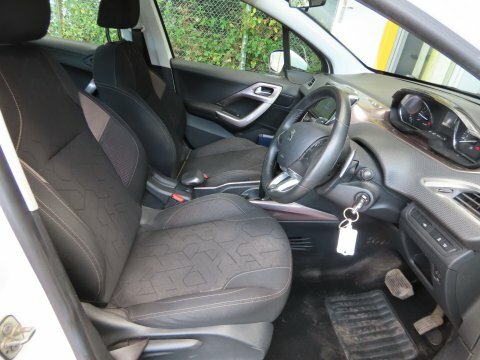 Peugeot e-2008 2023 72 50Kwh  #10