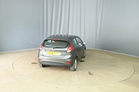 Ford Fiesta Zetec #6