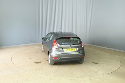 Ford Fiesta Zetec #4