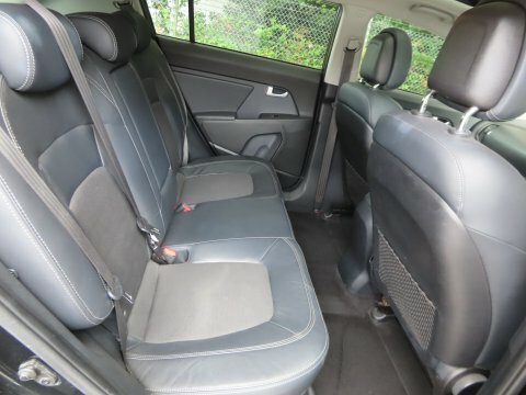 Kia Sportage 1.7 Crdi Ecodynamics 3 White #8