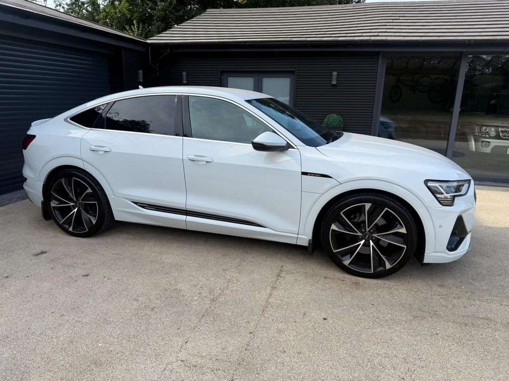 Audi E-tron 300Kw 55 Quattro 95Kwh Launch Edition Silver #14