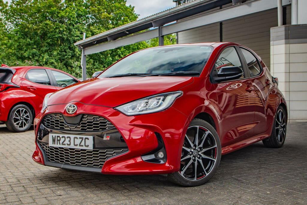 Toyota Yaris 1.5 Vvt-h Gr Sport E-cvt Euro 6 Ss WR23CZC Red #6