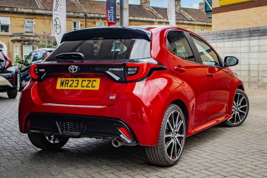 Toyota Yaris 1.5 Vvt-h Gr Sport E-cvt Euro 6 Ss WR23CZC Red #2