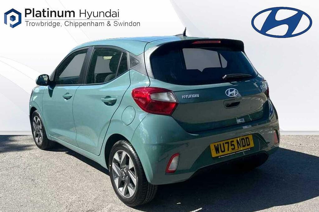 Hyundai I10 1.0 63 Advance Nav WU75NDD Green #3