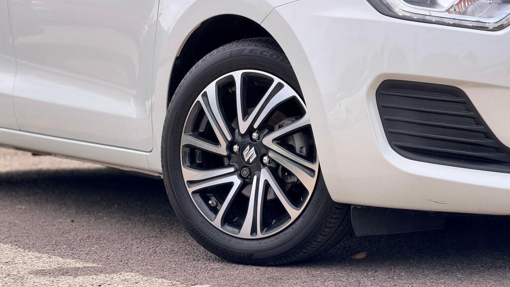 Suzuki Swift 1.2 Dualjet Mhev Sz-l Hatchback Hybrid White #3