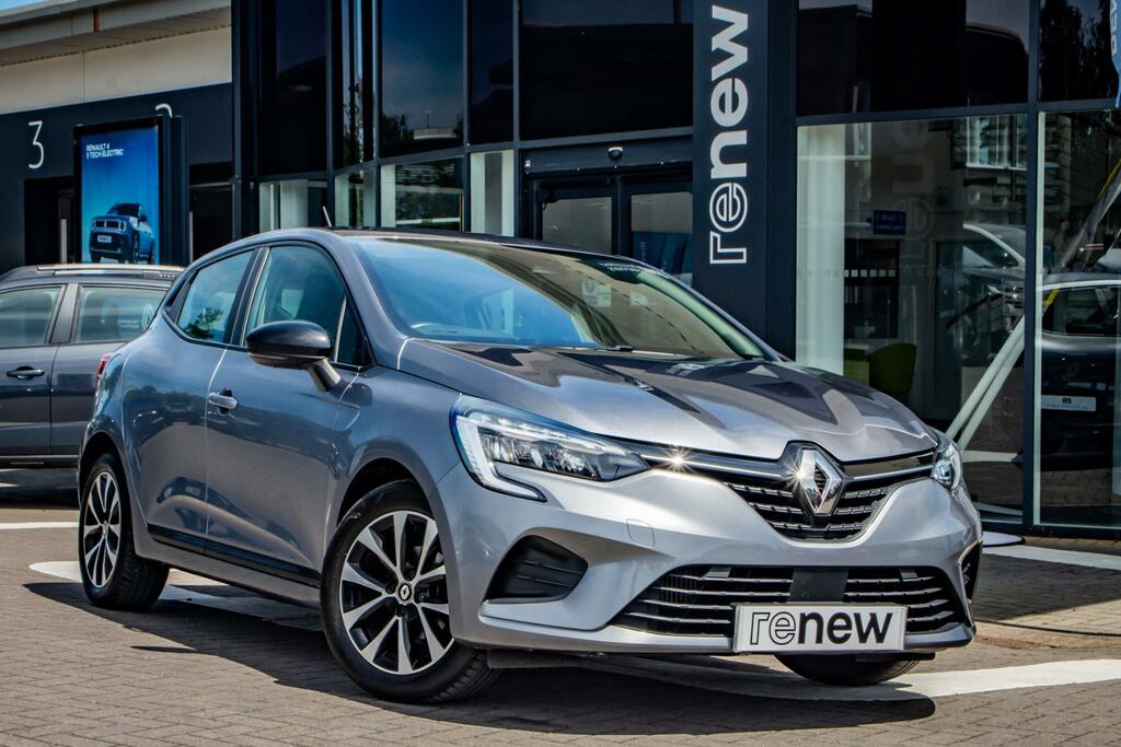 Renault Clio Hatchback Evolution
