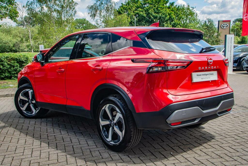 Nissan Qashqai 1.3 Dig-t Mhev N-connecta Xtron 4Wd Euro 6 Ss 5 YE23VFN Red #3