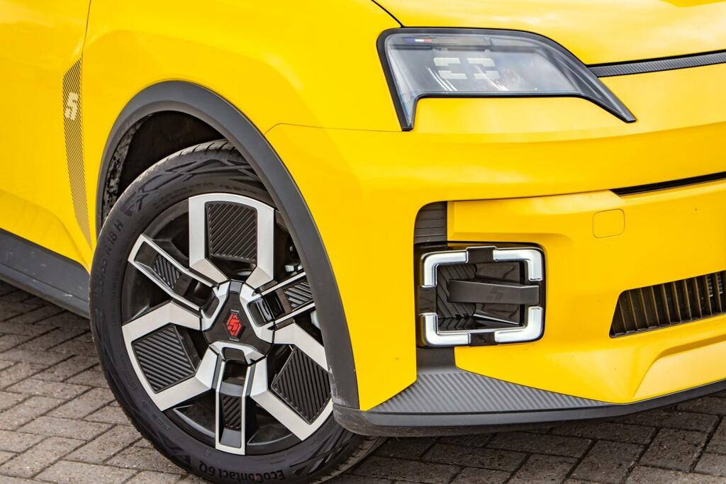 Renault 5 E-Tech E-tech Hatchback Techno WN26NVX Yellow #6