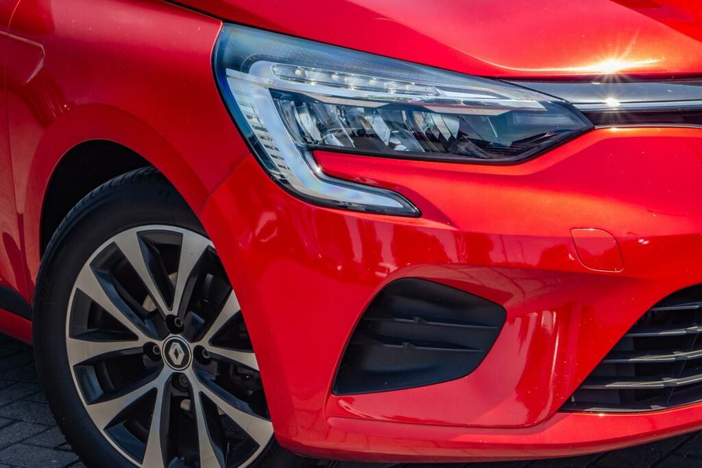 Renault Clio Hatchback Evolution Red #6