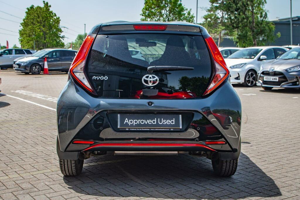 Toyota Aygo 1.0 Vvt-i X-trend X-shift Euro 6 Safety Sense Grey #4