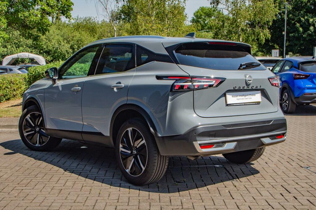 Nissan Qashqai 1.3 Dig-t Mhev Tekna Euro 6 Ss OV75AWW Grey #3